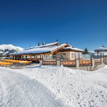 Apartment In Hochkrimml Near Ski Slopes, Cleaning Included